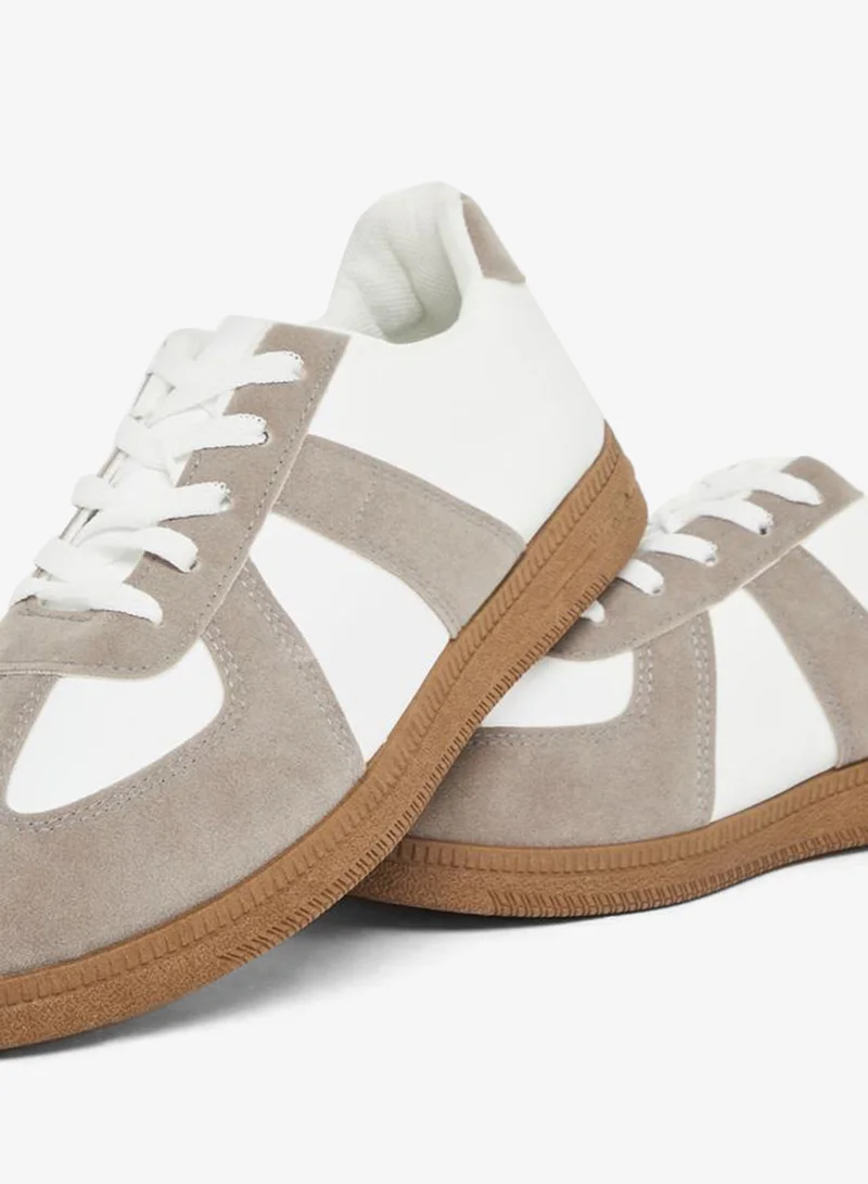 ستايلي أحذية سنيكرز جلد سويدي